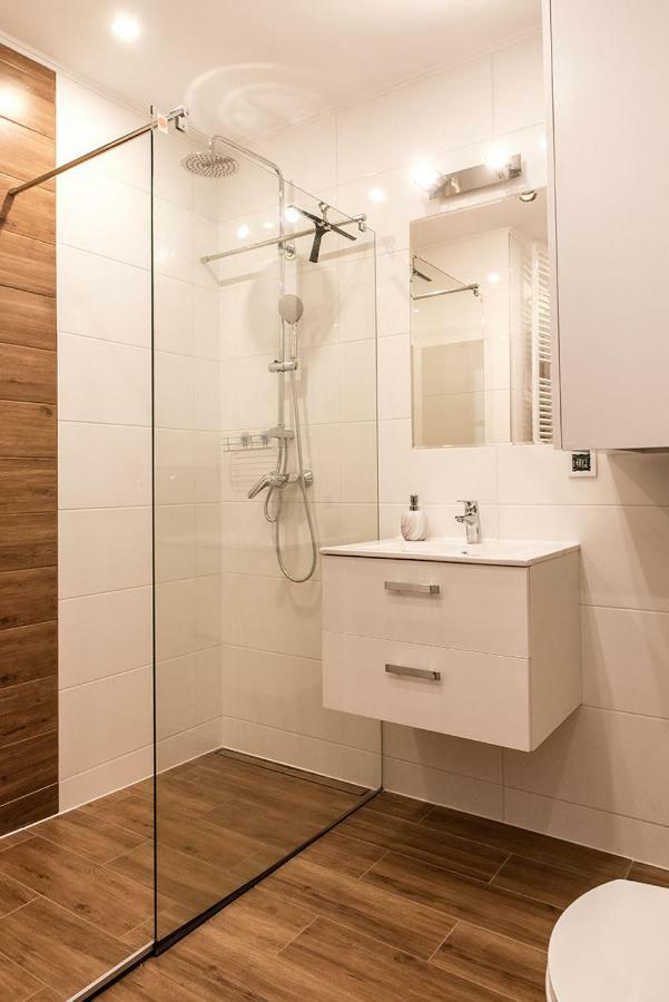 شقة Apartament Na Wyspie Piasek كوادسكوم المظهر الخارجي الصورة